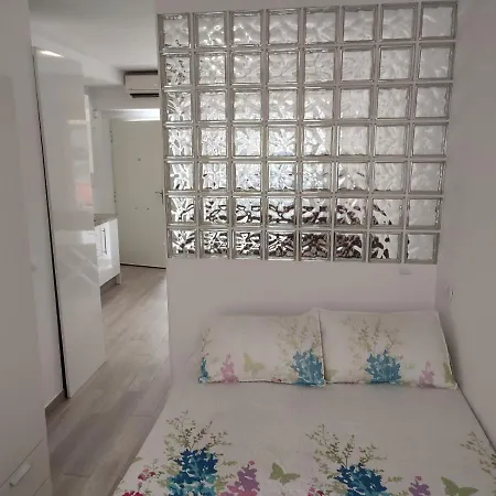 Loft Con Solarium En Carihuela 托雷莫利诺斯